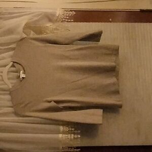 Banana Republic women long sleeve tee size  S
